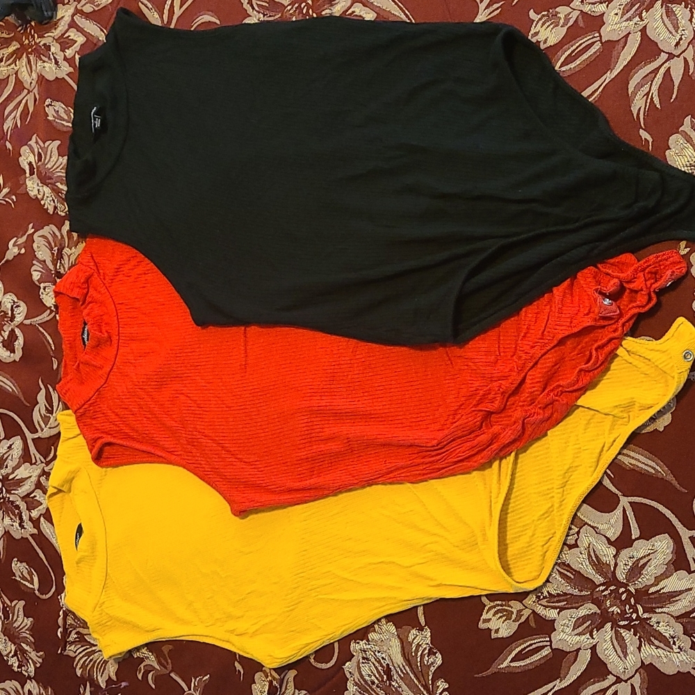 Bundle 3× $12